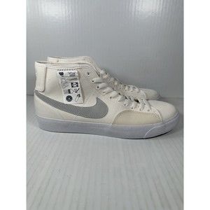 NEW Nike SB Blazer Mid Top Lace-Up Shoes SOU Summit White Size 10 DZ7635-110